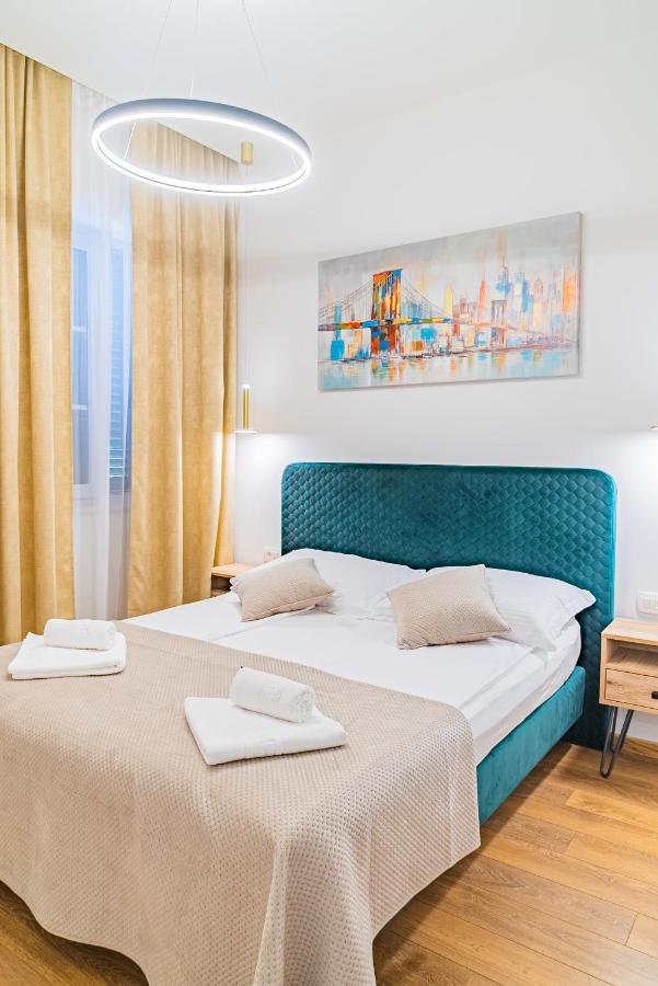 Apartman Lena Centar Бол Екстер'єр фото